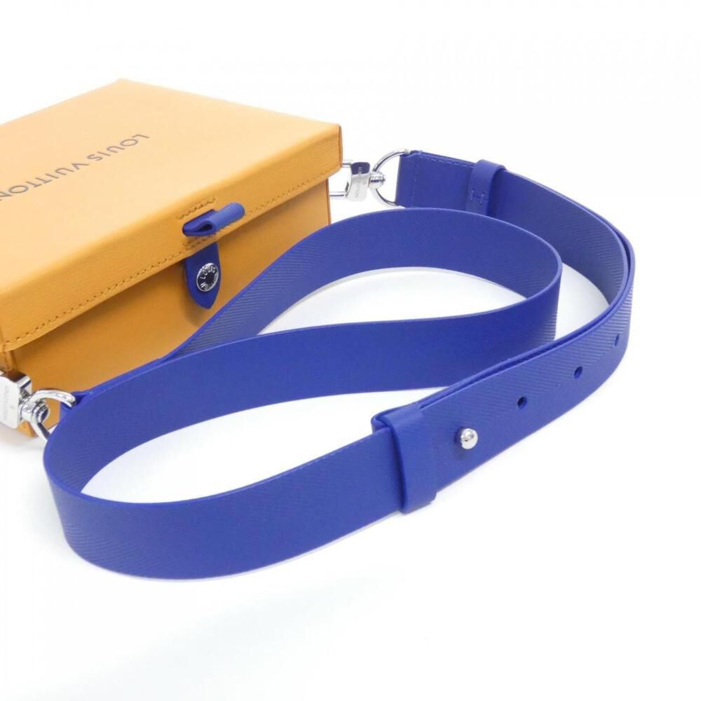 Louis Vuitton Shoulder Bags