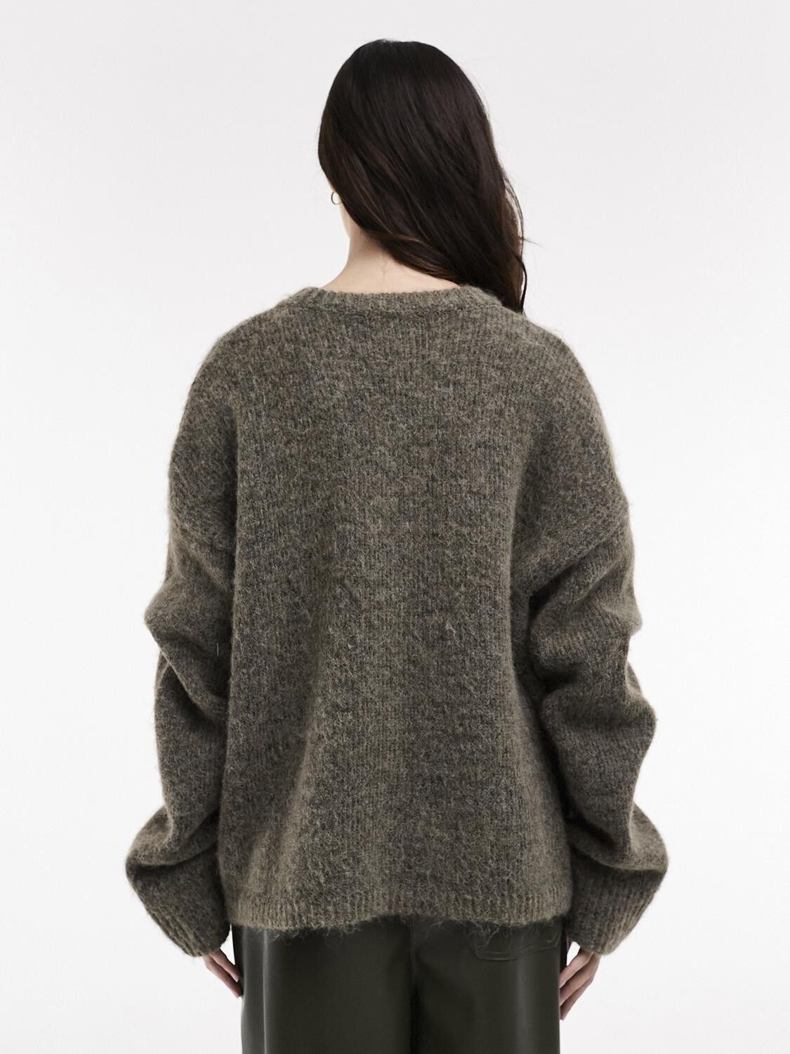 TSKILLE BOXY CREW KNIT PULLOVER