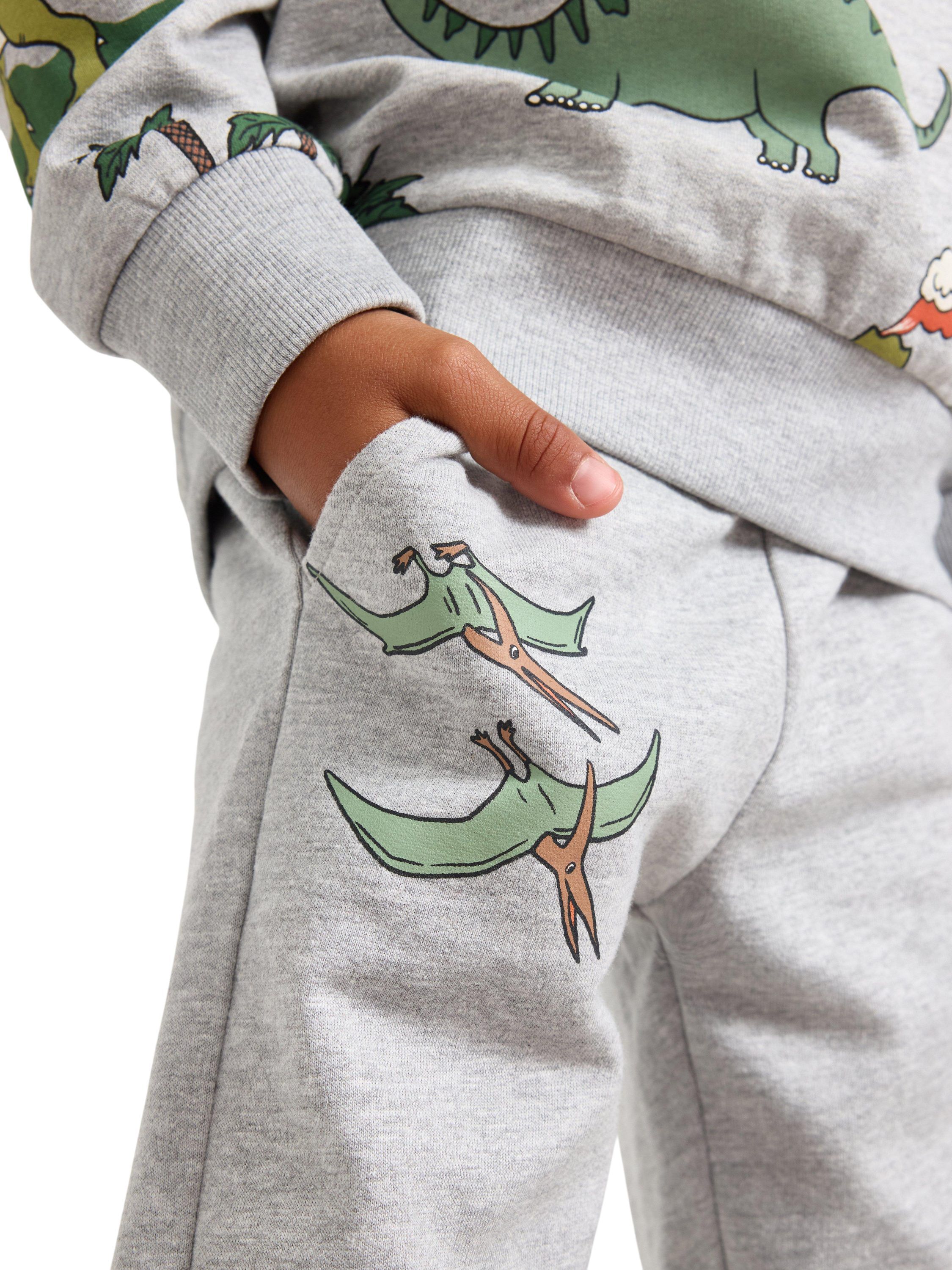 Soft and comfy joggers with brushed