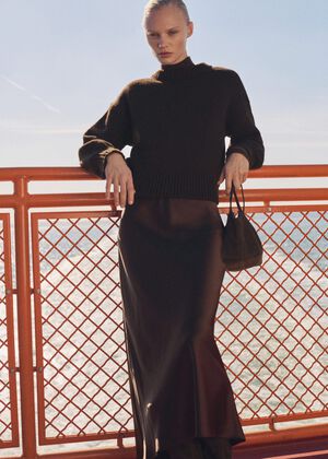 SKIRT. -- MIA2
