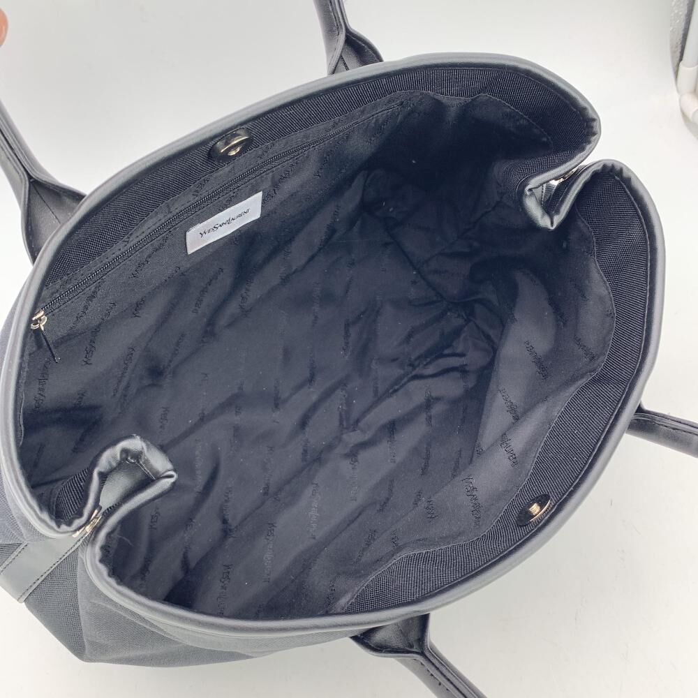 Yves Saint Laurent Tote