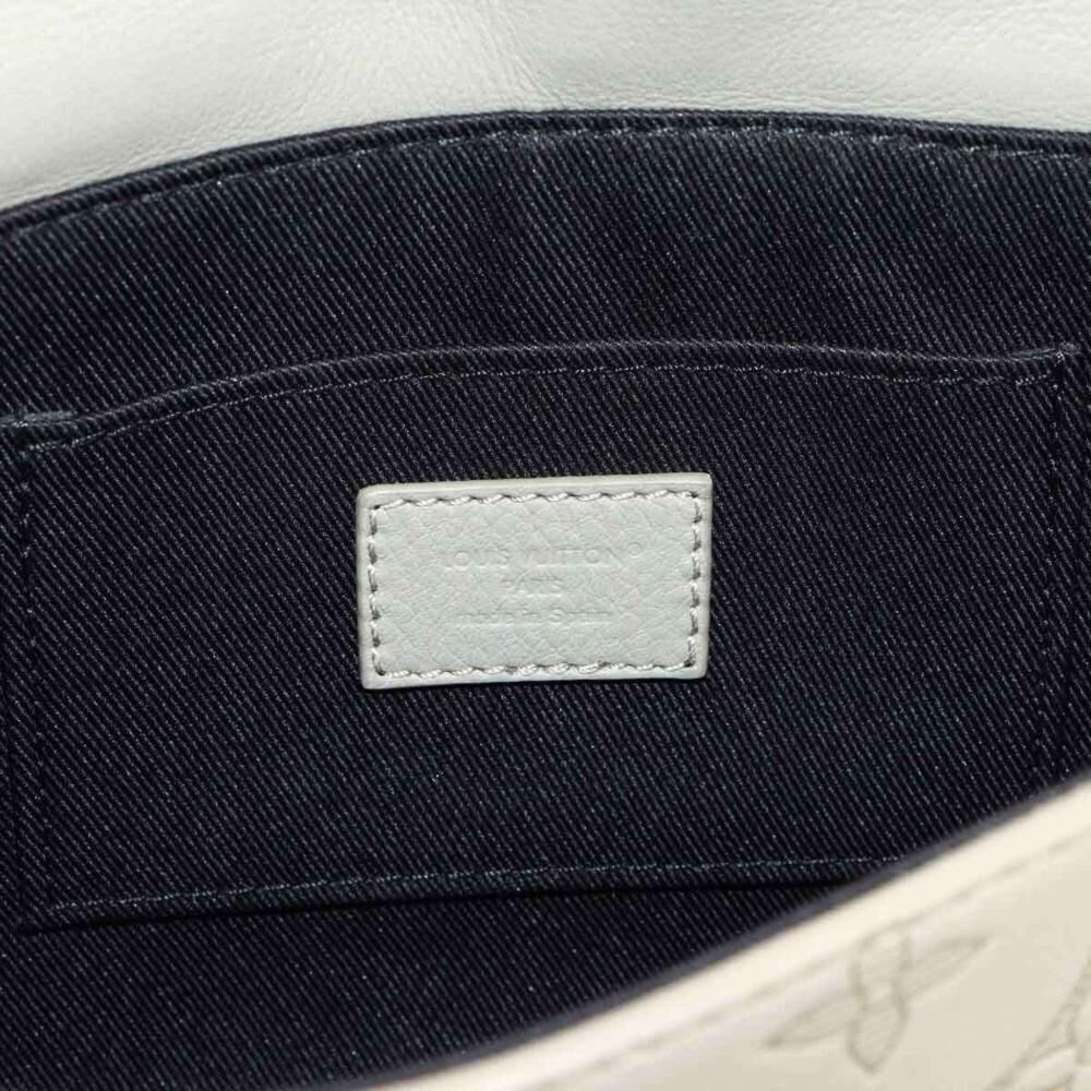 Louis Vuitton Shoulder Bags