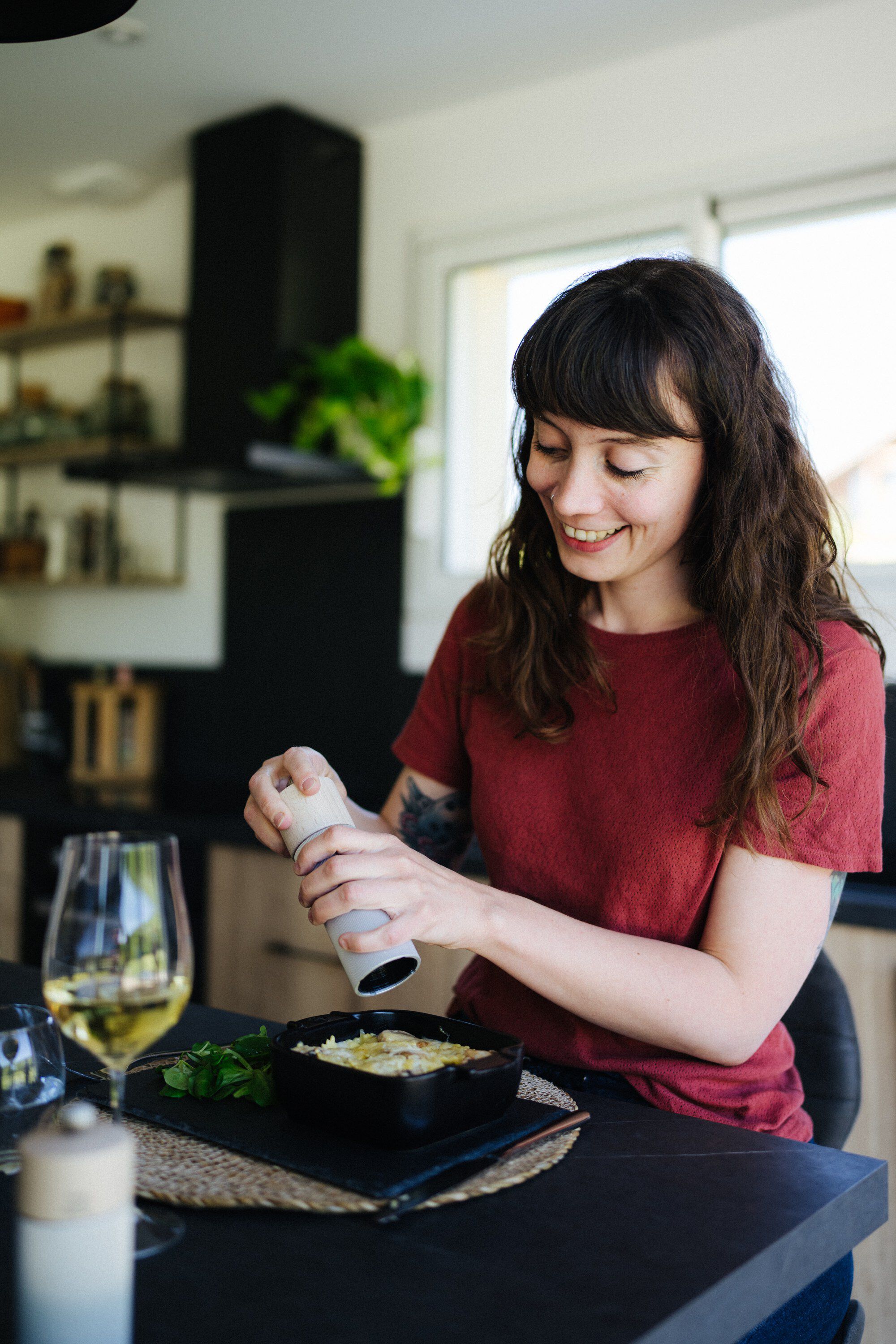 Pepparkvarn Line 5 x 18 cm Natur/gr&aring; Aluminium/Bok