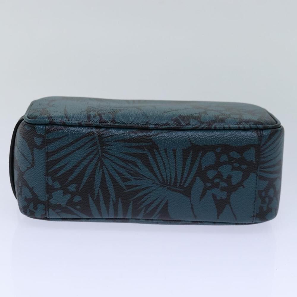 Yves Saint Laurent Pouch