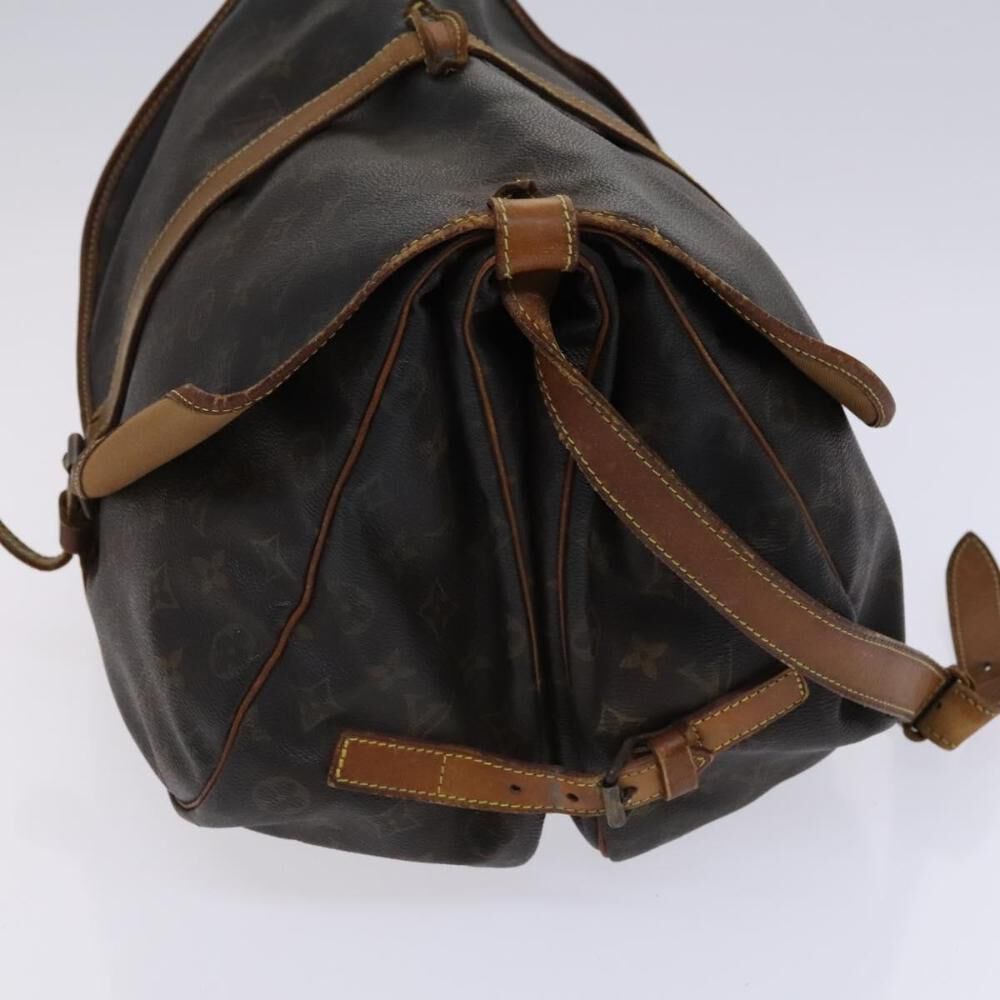 Louis Vuitton Saumur