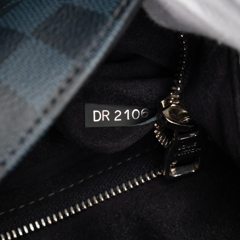 Louis Vuitton Messenger
