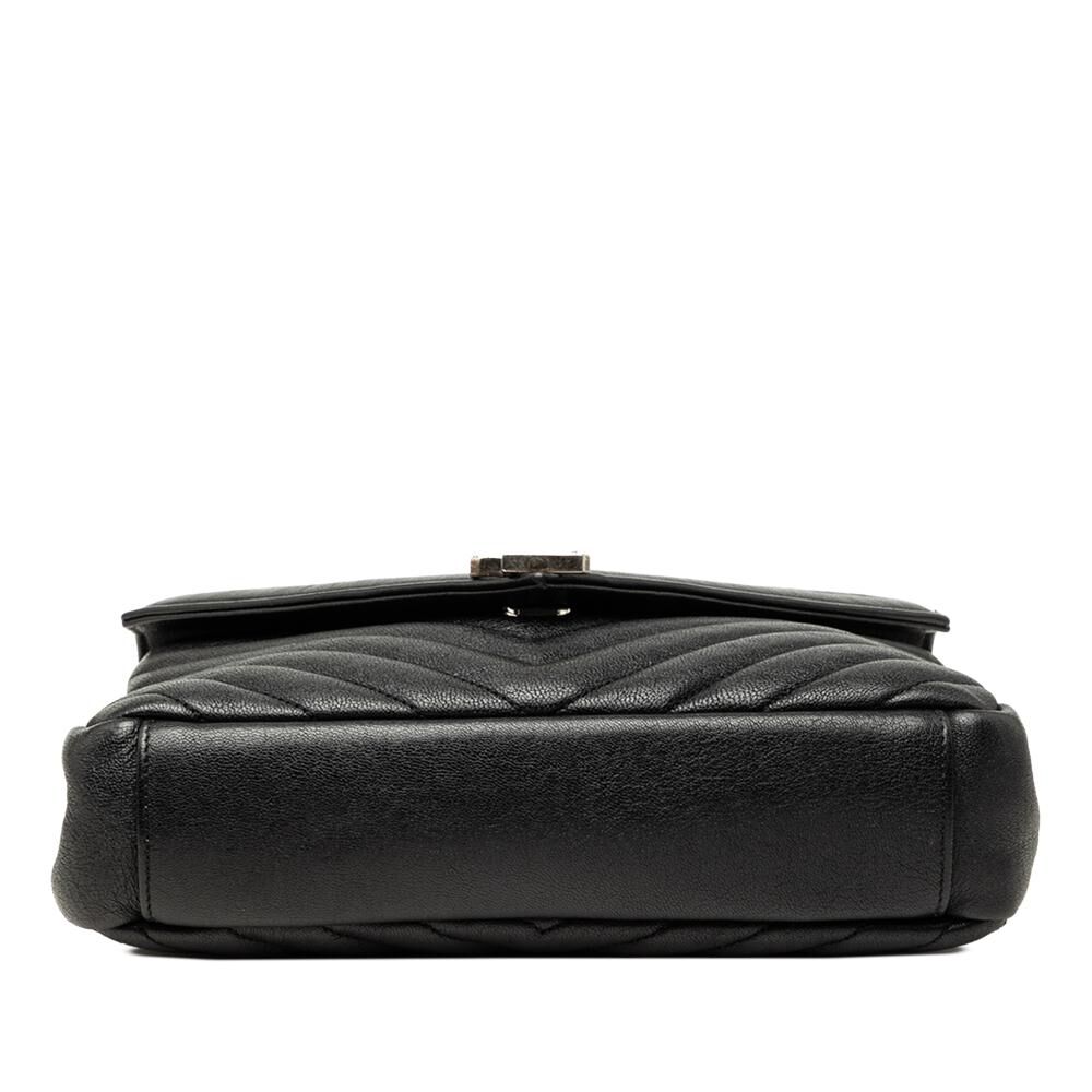 Yves Saint Laurent Shoulder Bag