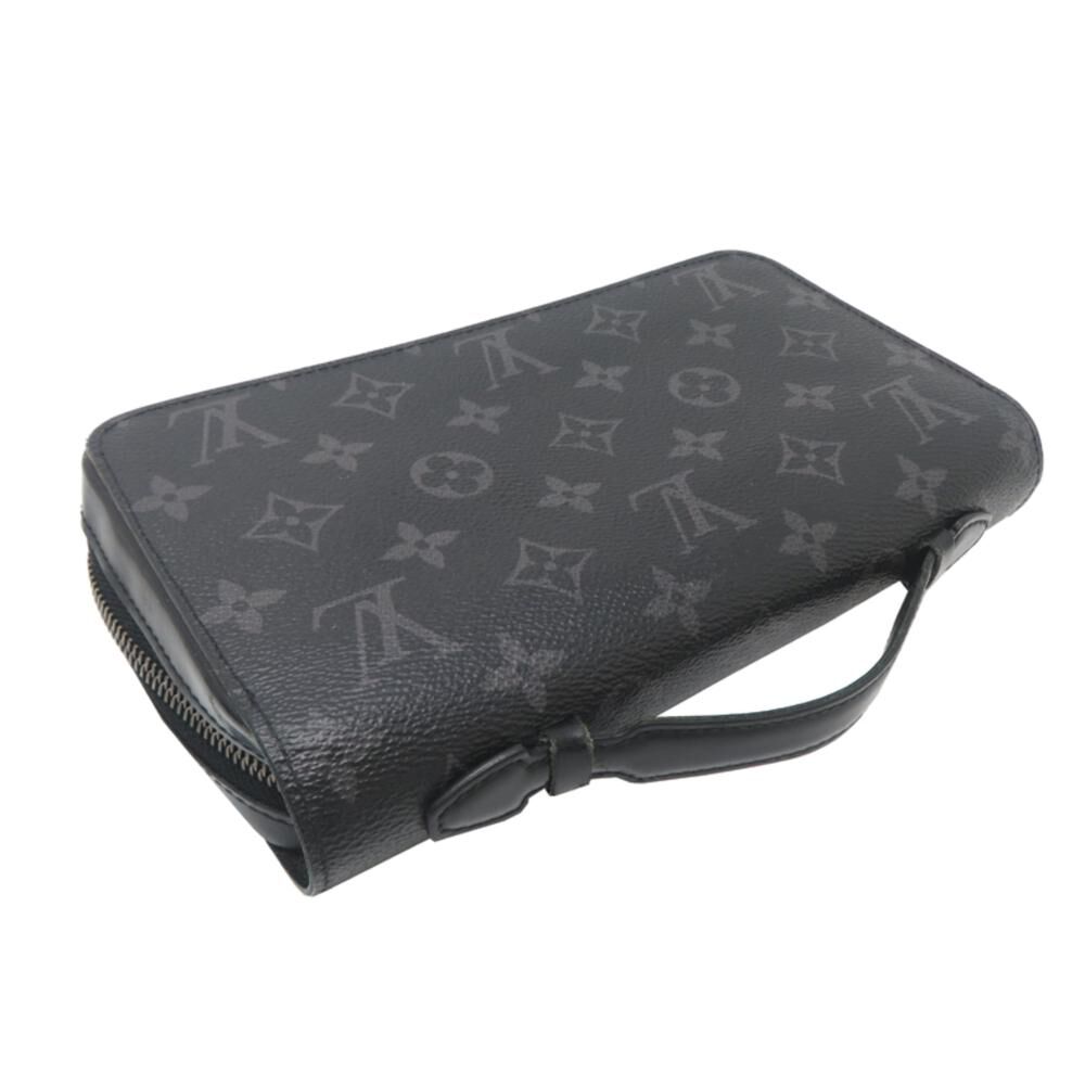 Louis Vuitton Clutch