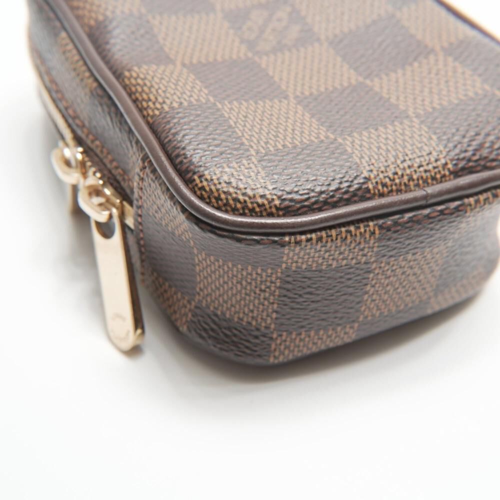 Louis Vuitton Shoulder Bags