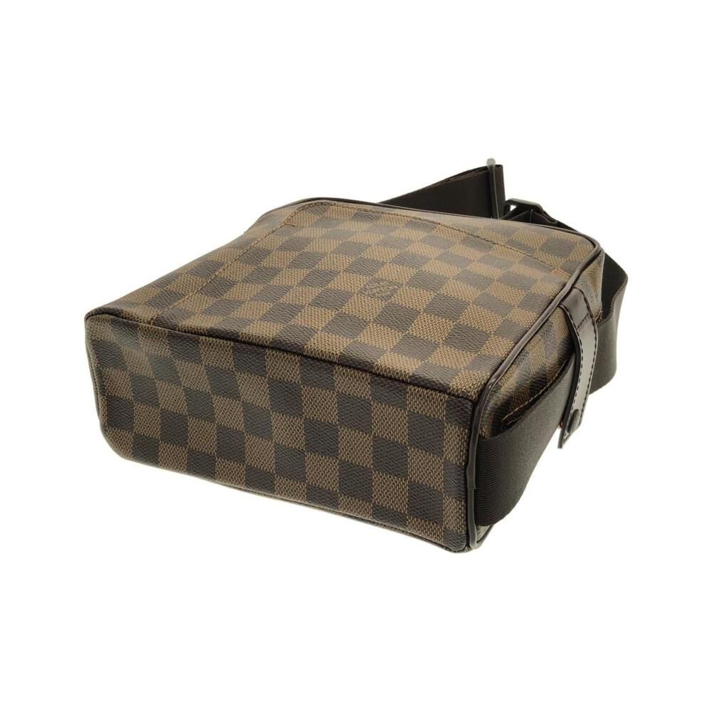 Louis Vuitton Shoulder Bags