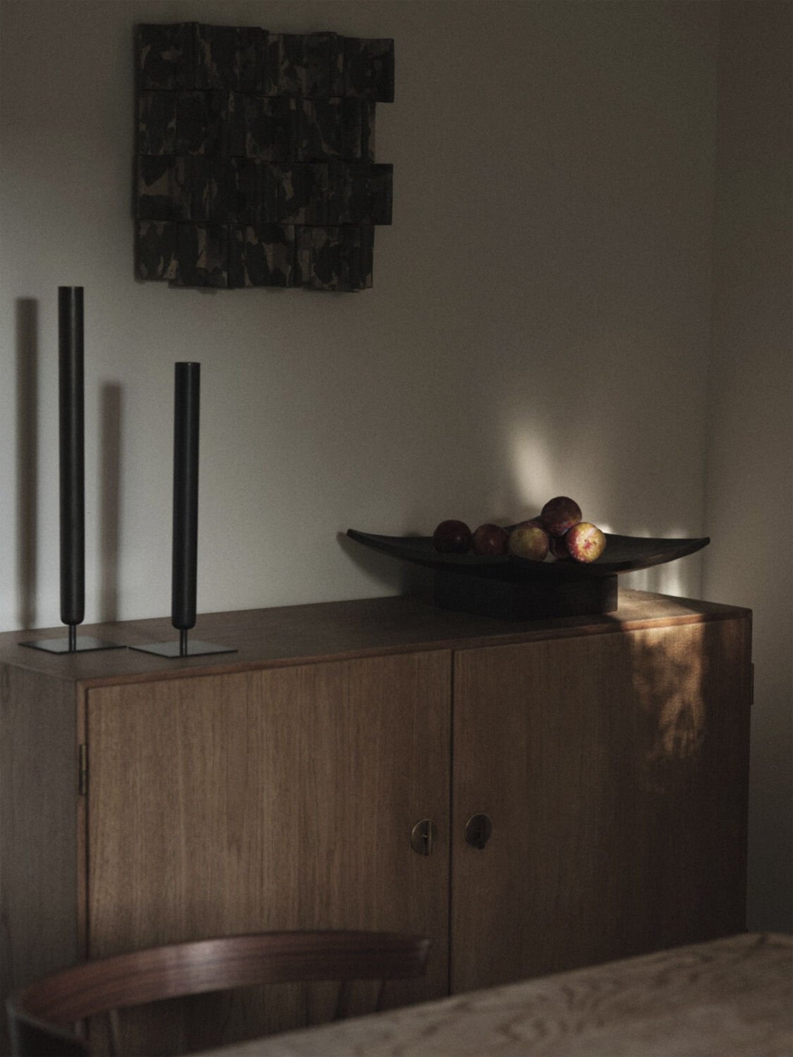 Relev&eacute; Platter, Wood, Dark Brown