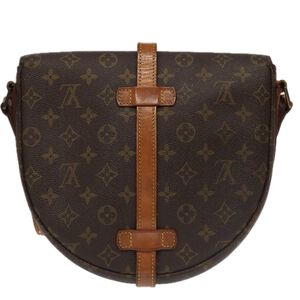 Louis Vuitton Chantilly