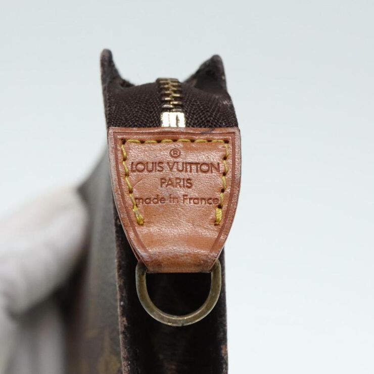 Louis Vuitton Pouch