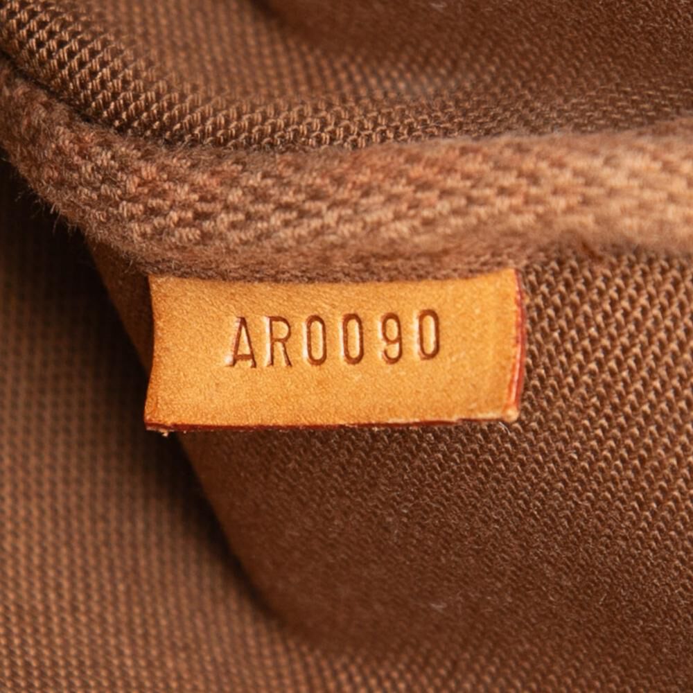 Louis Vuitton Pochette Accessoires