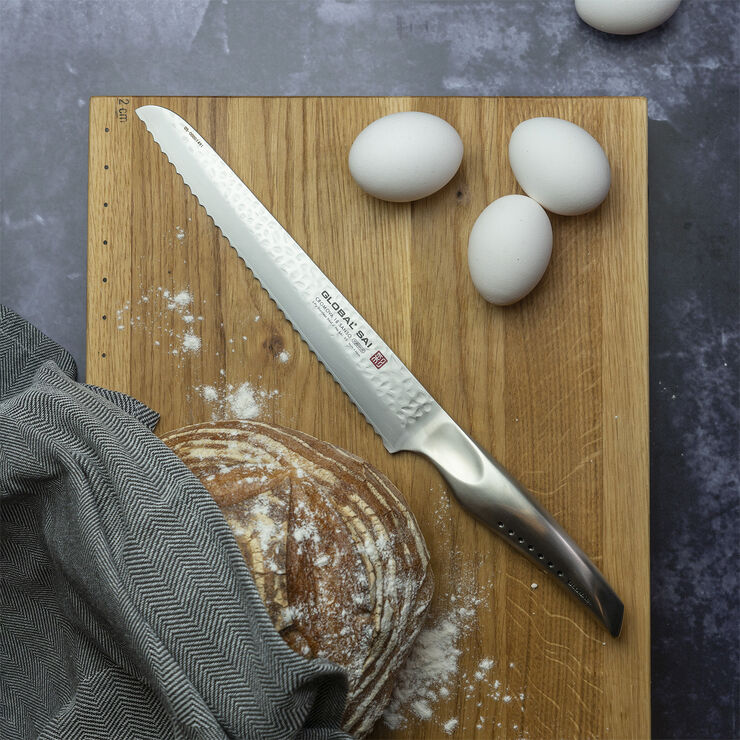 SAI-05 brødkniv 23 cm.