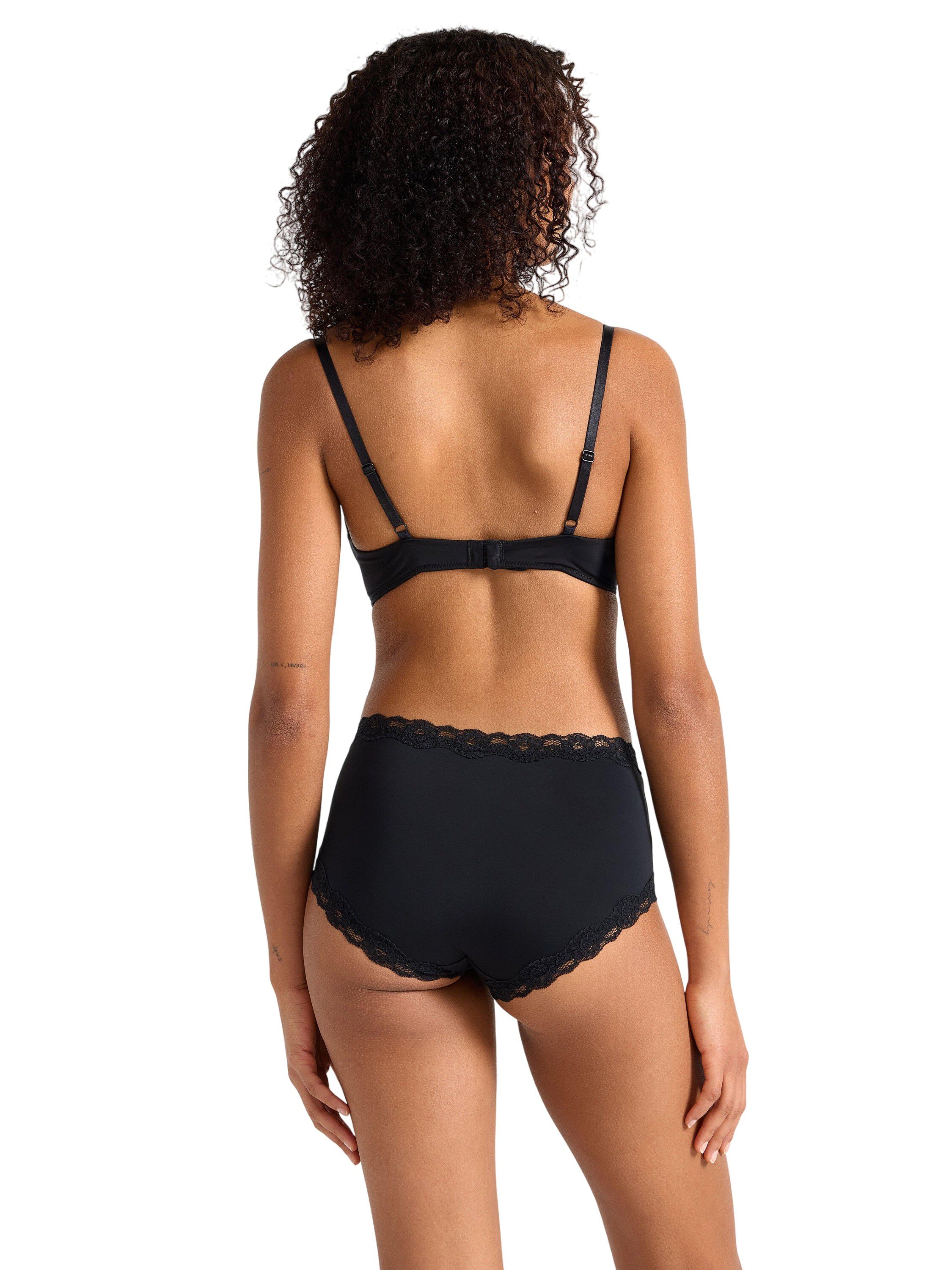 Trosor med normal midja med spets kant