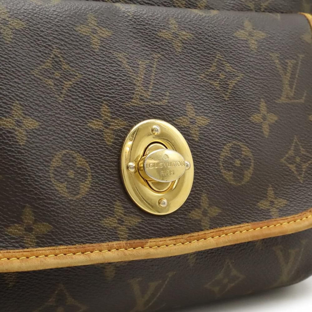 Louis Vuitton Shoulder Bags