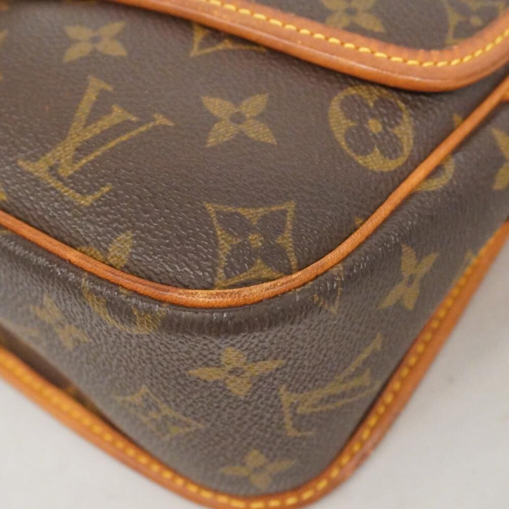 Louis Vuitton Sologne