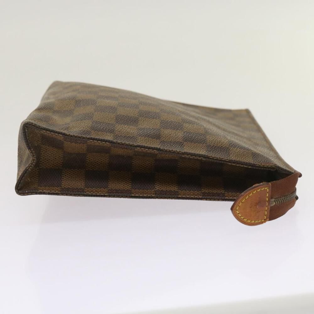 Louis Vuitton Poche Toilette