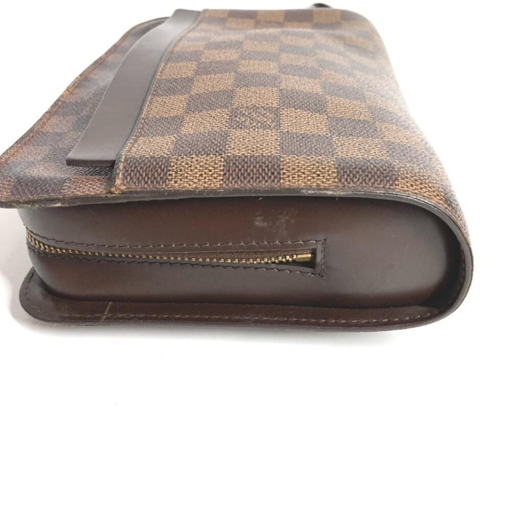 Louis Vuitton Clutch