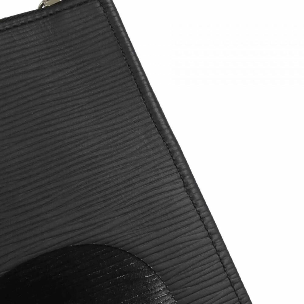 Louis Vuitton Clutch