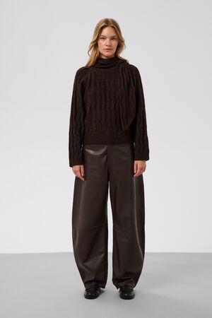 SLIdalia Pullover
