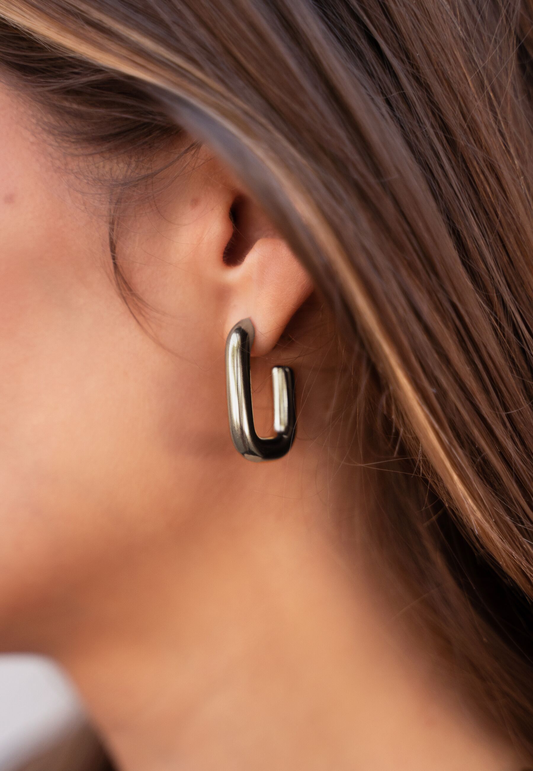 Rectangular drop earrings