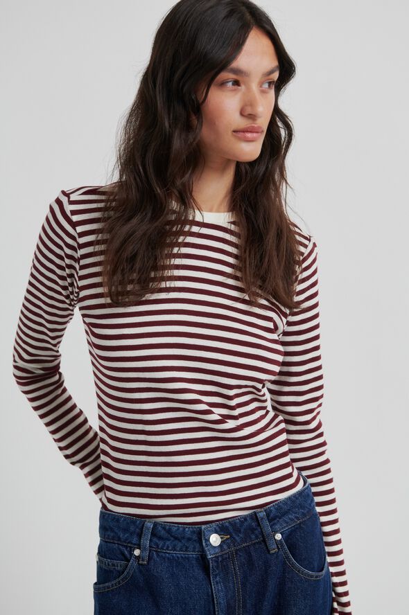 Alvilda O-Neck Tee - Cotton