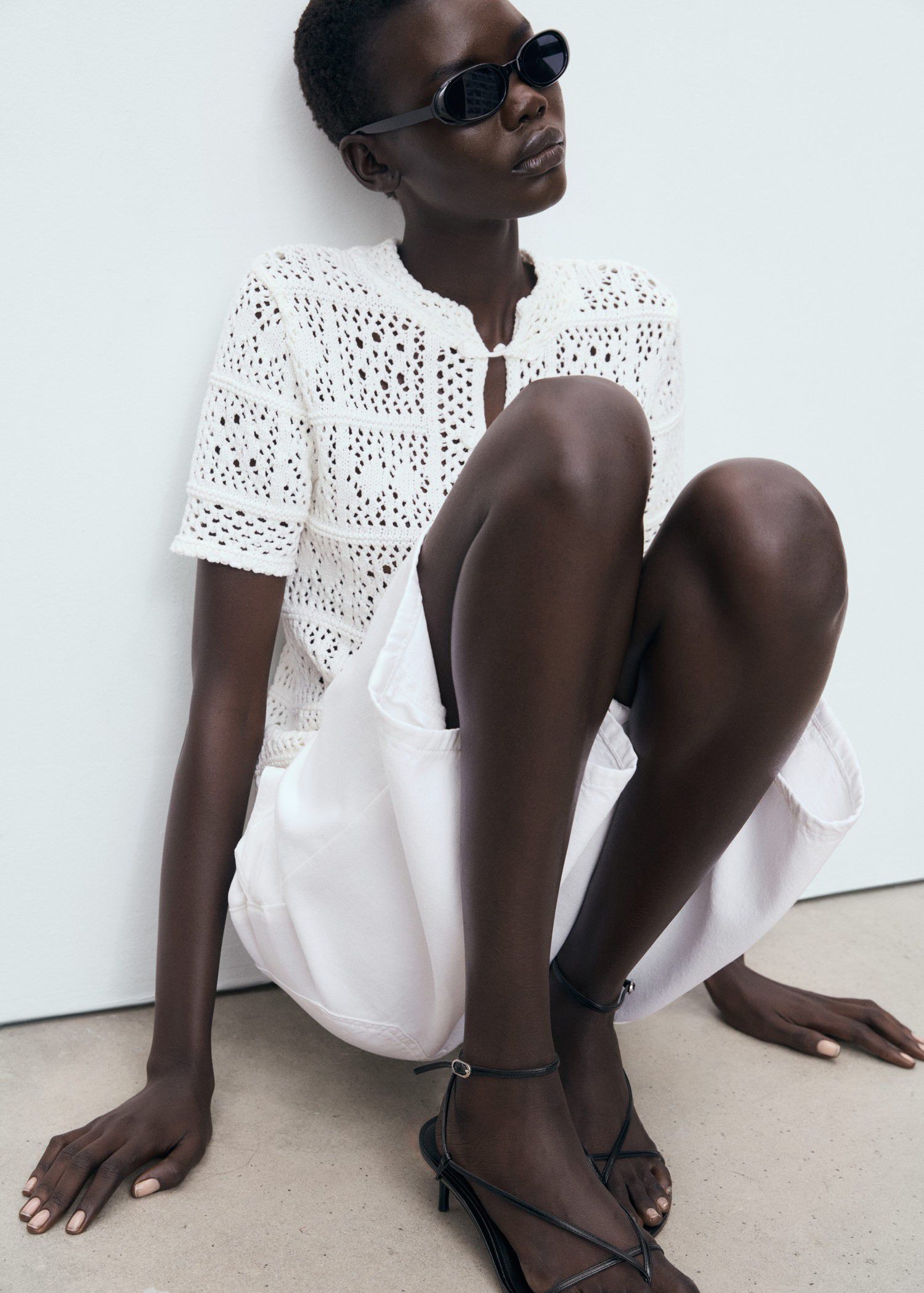 Short-sleeved crochet cardigan