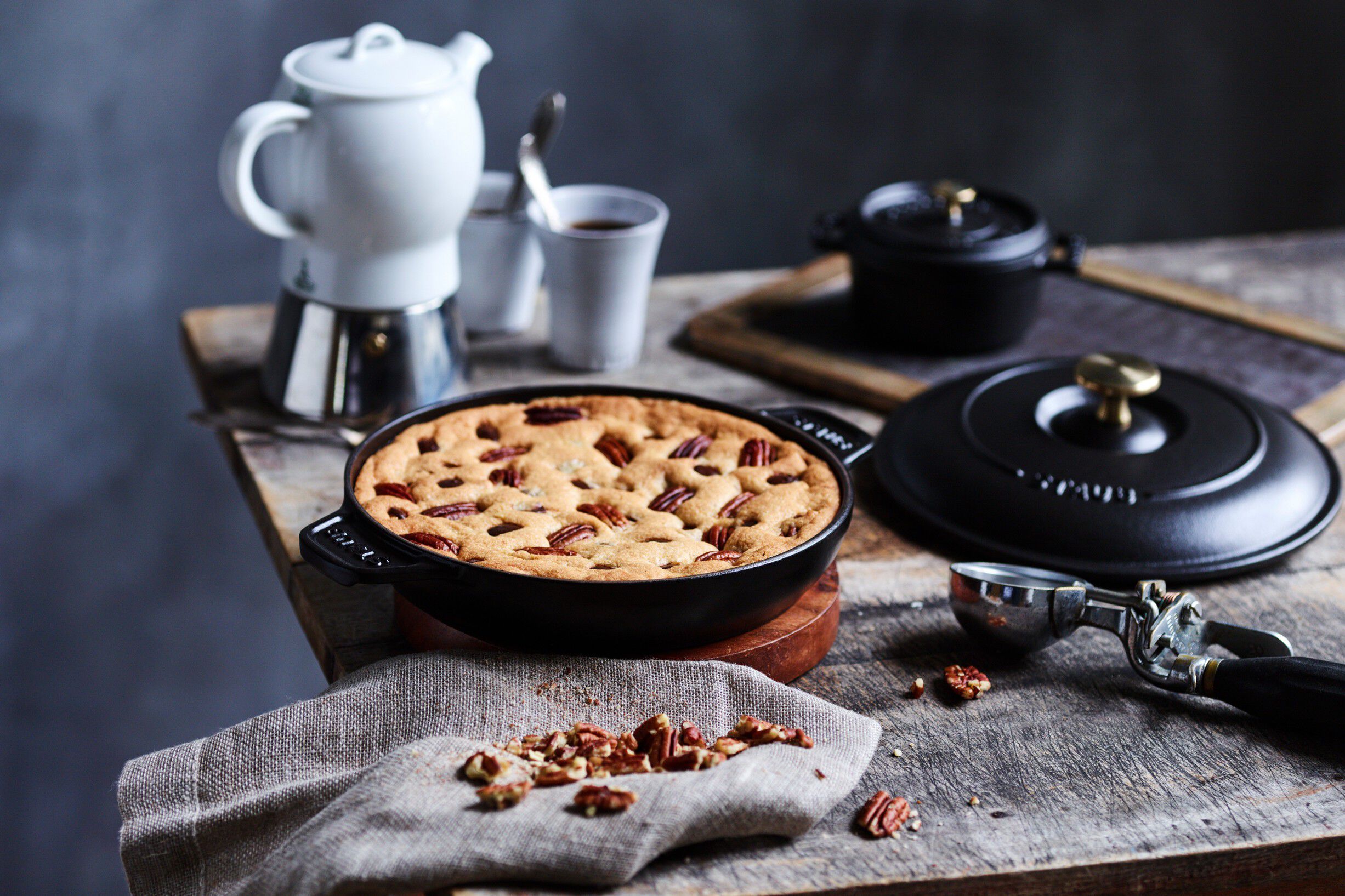 Specialities 20 cm, Ugnsform med lock, Svart