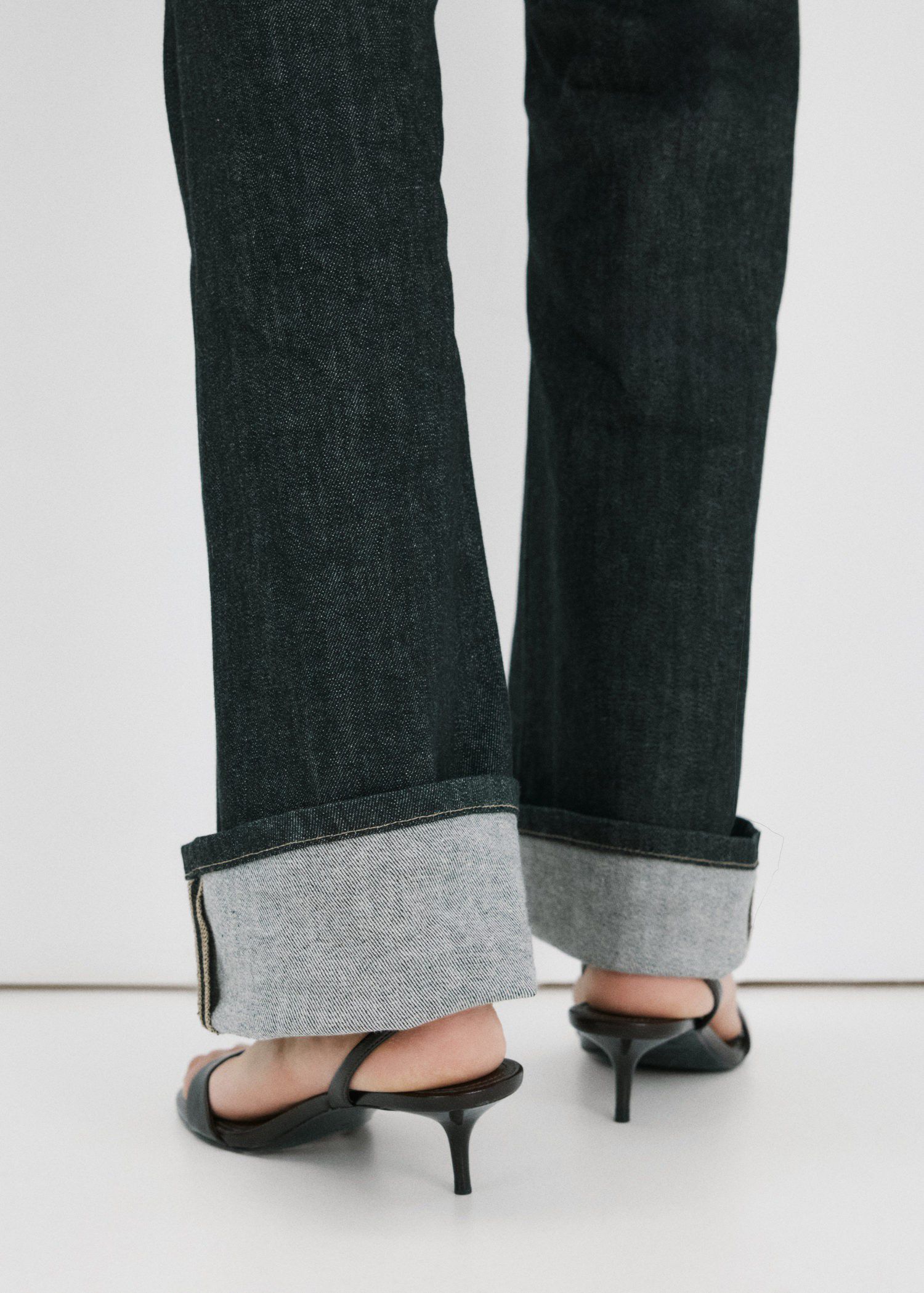 Kitten-heel sandals with strap