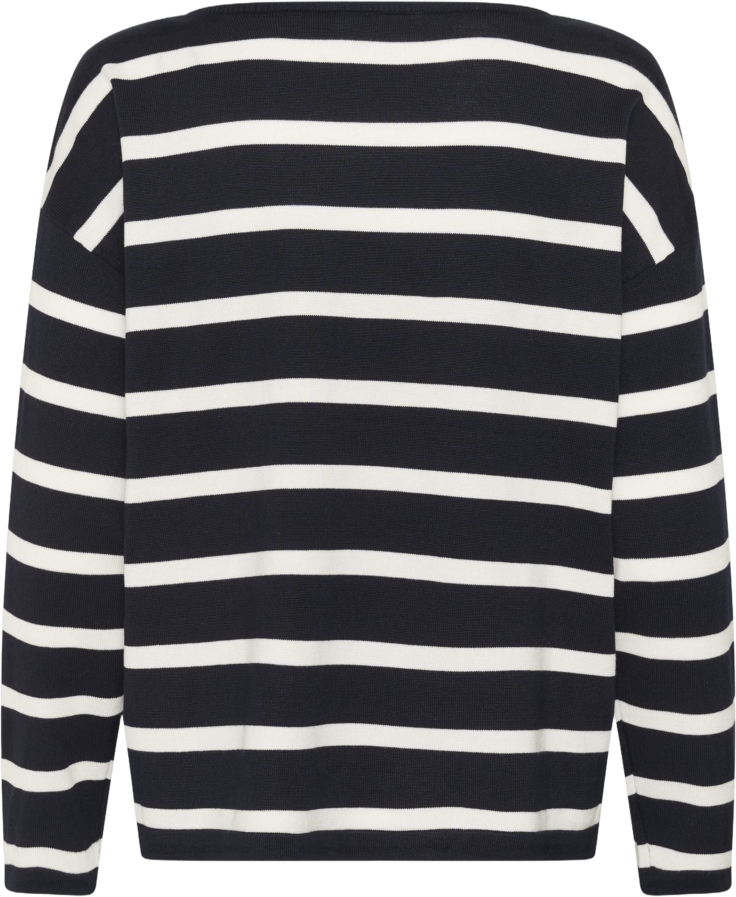 NilieSZ St. Boatneck Pullover