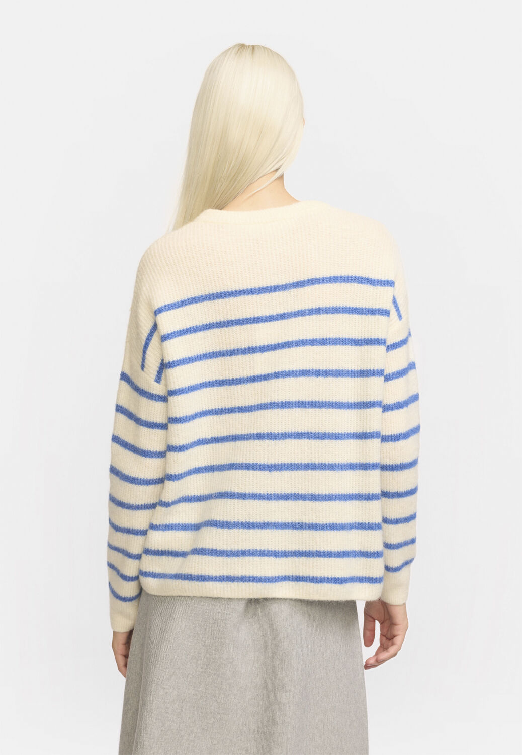 SRHema knit