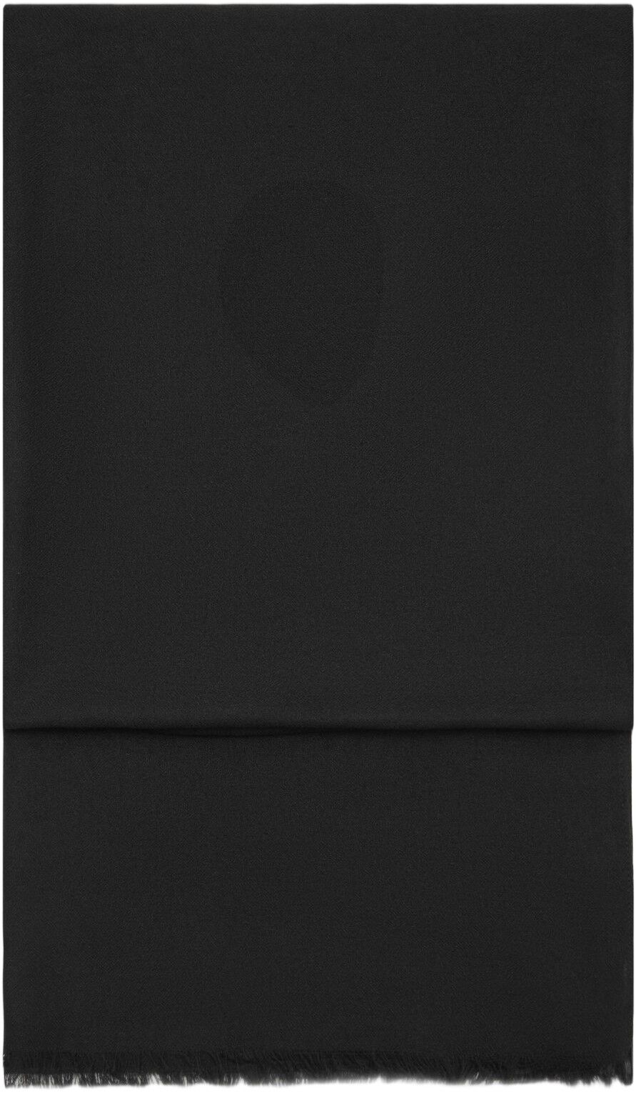 Plain scarf with frayed ends