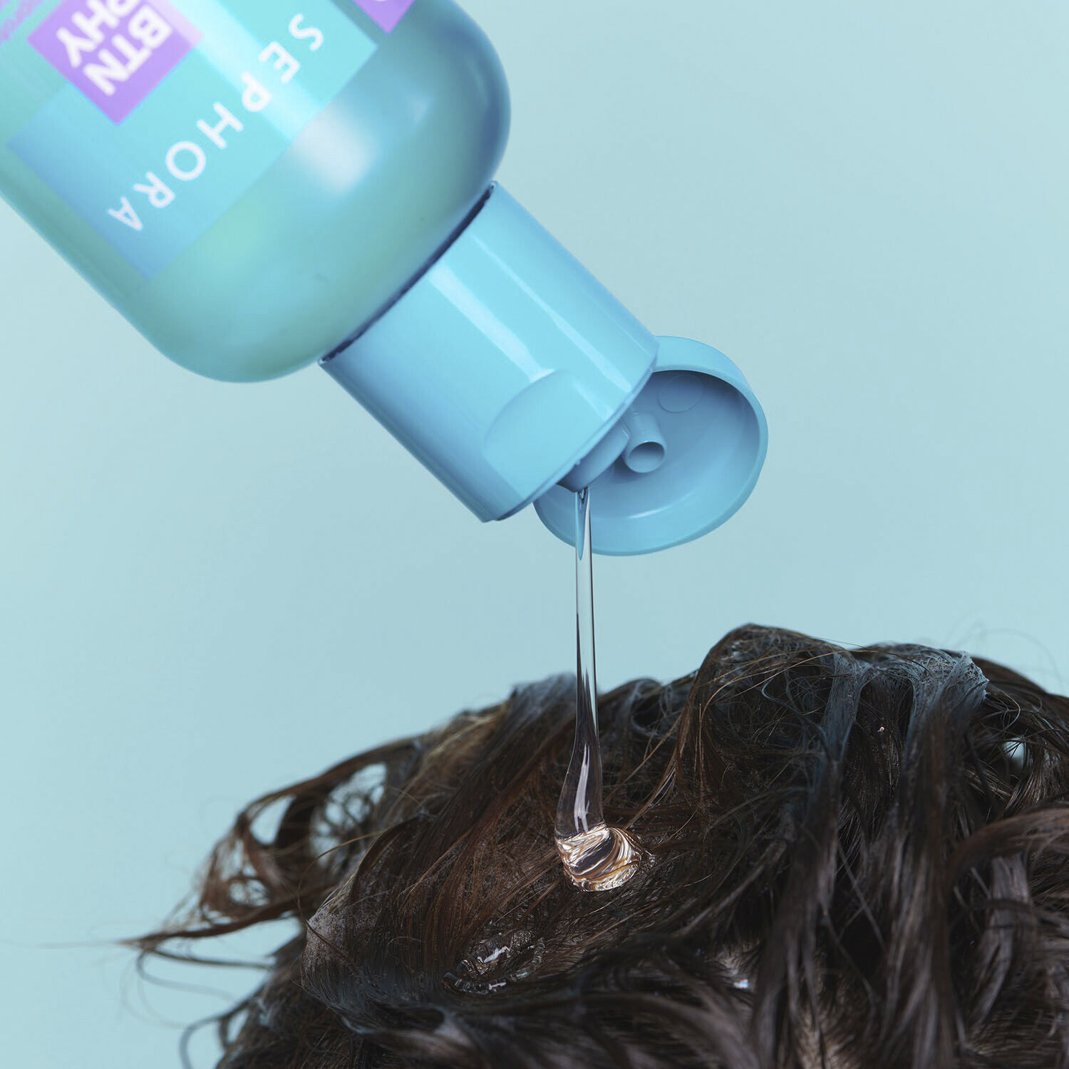 Strengthening shampoo - Reparerar + &aring;terfuktar