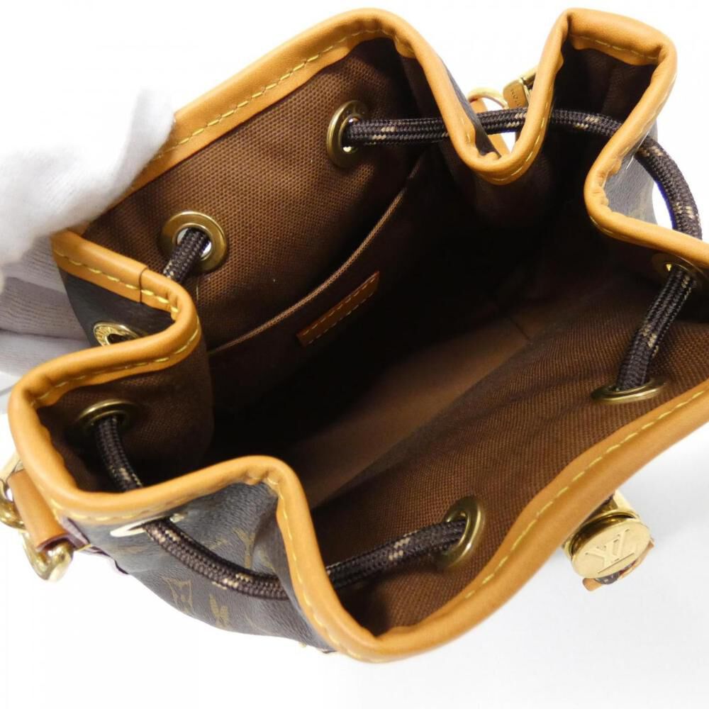 Louis Vuitton Shoulder Bags