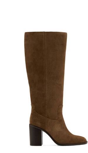 BOTA NELIA