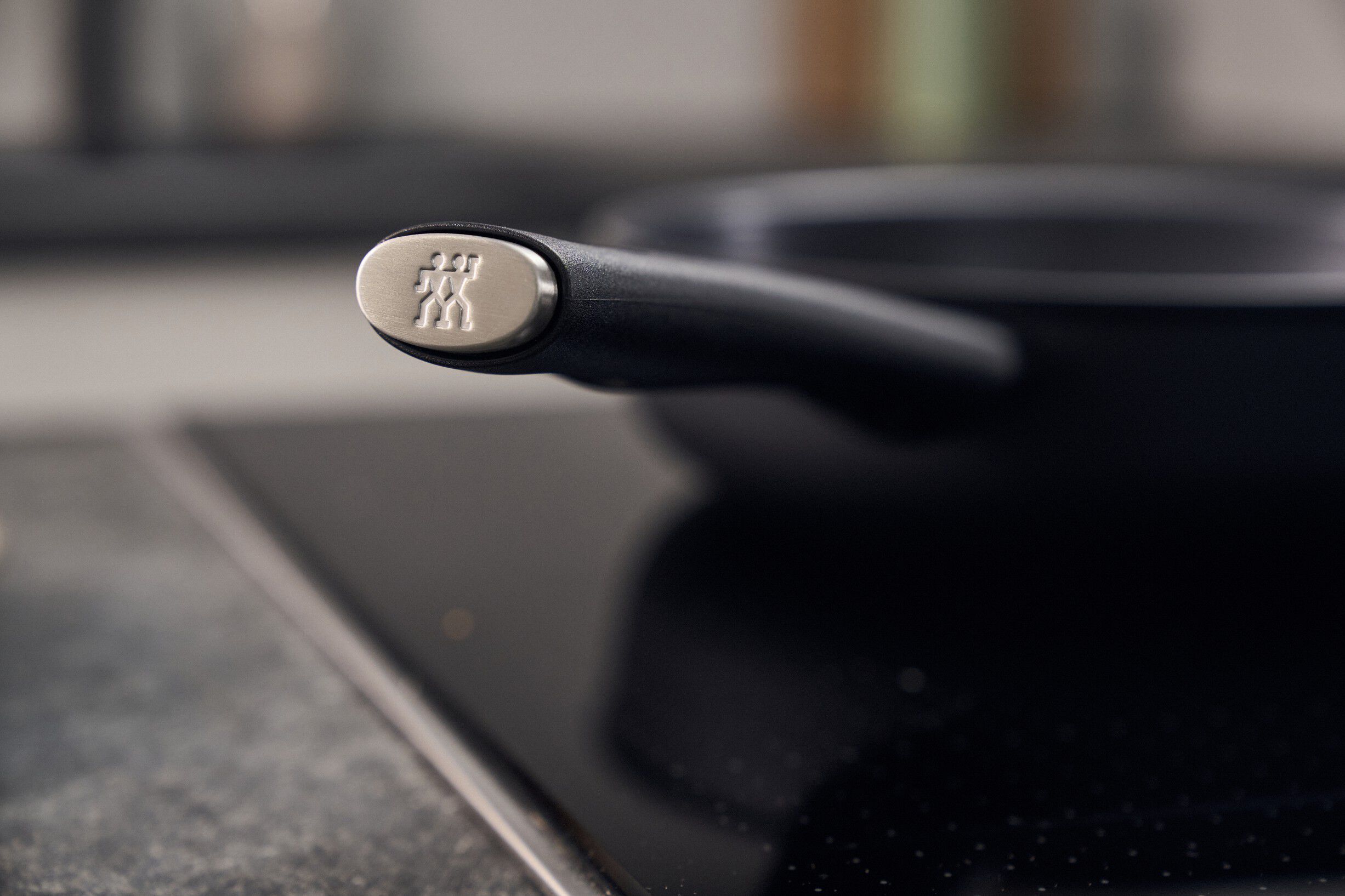 Madura Plus Ceramic Wok, 30 cm, Aluminum, Titanf&ouml;rst&auml;rkt keramisk non-