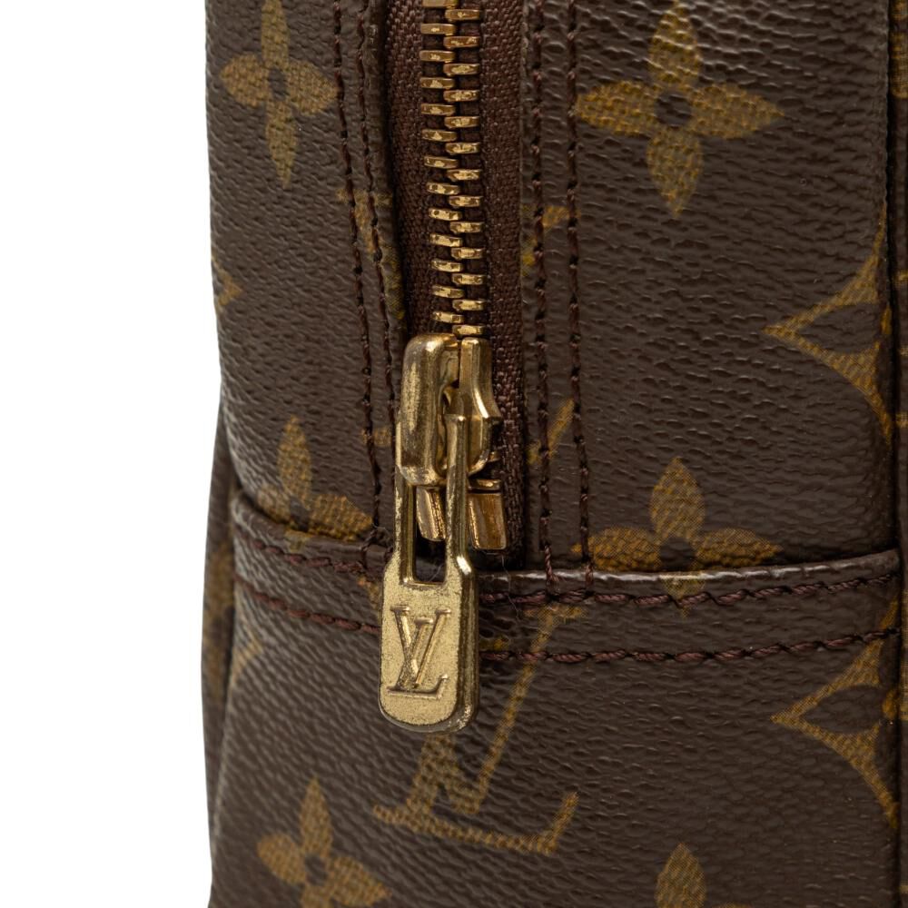Louis Vuitton Trousse Toilette