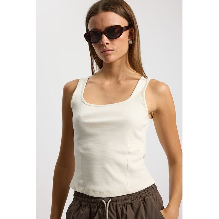 Elevate short top