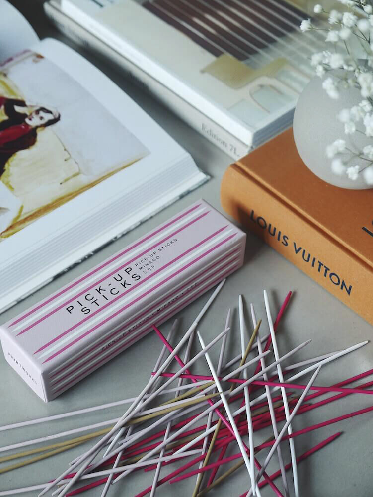 PLAY - Pick up sticks New