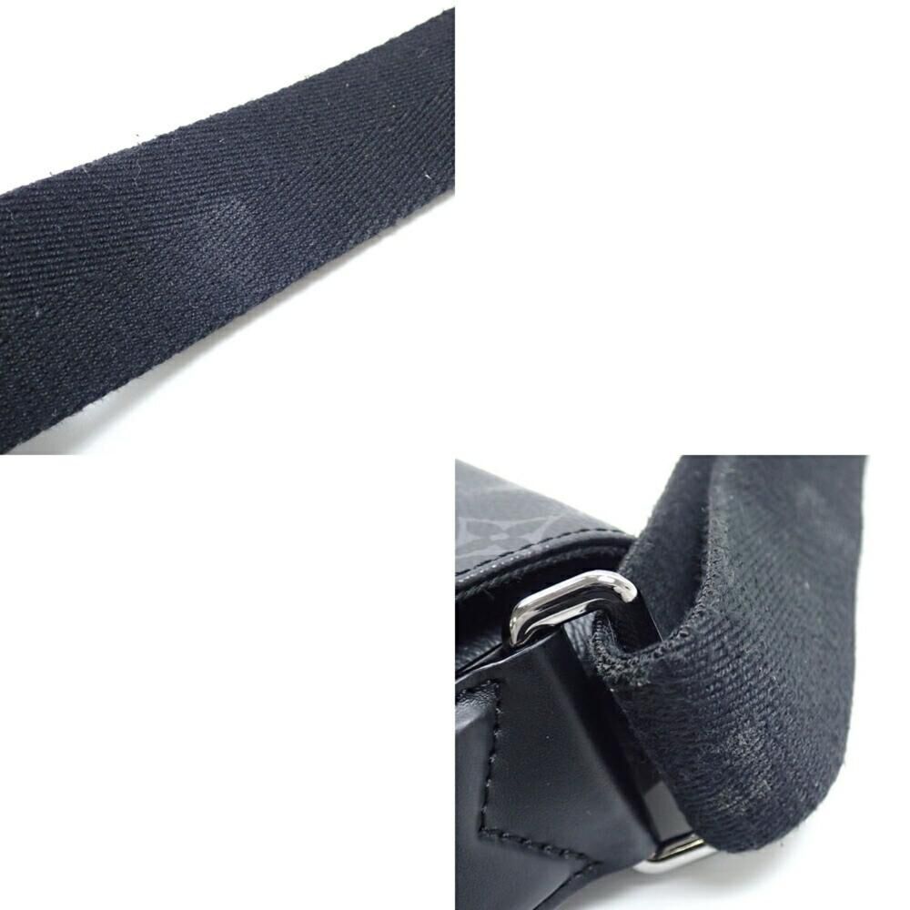 Louis Vuitton District