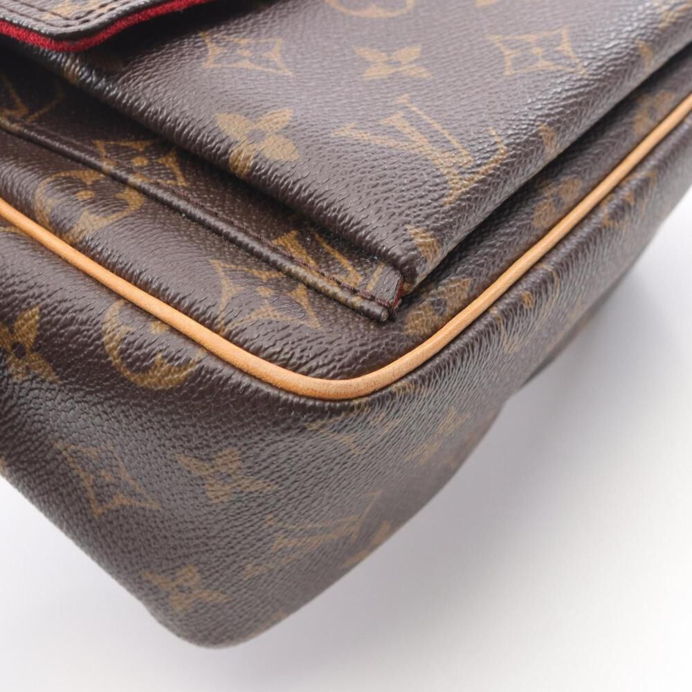 Louis Vuitton Shoulder Bags
