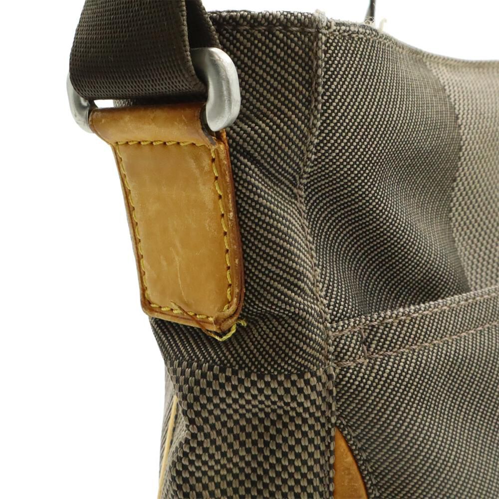 Louis Vuitton Messenger