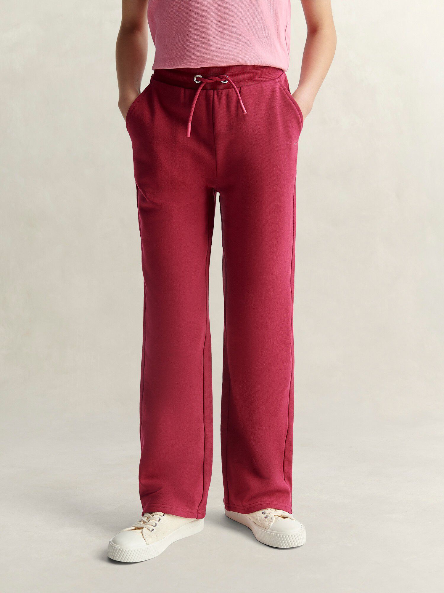 STRAIGHT LEG SWEATPANTS