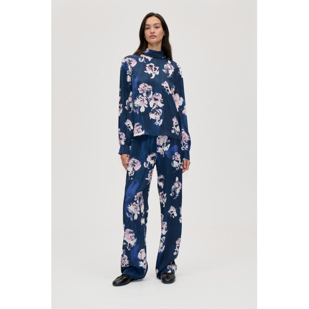 2263 Dry Viscose, Back Tie Blouse