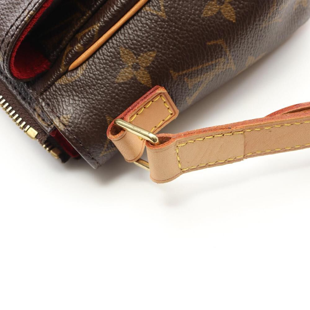 Louis Vuitton Shoulder Bags