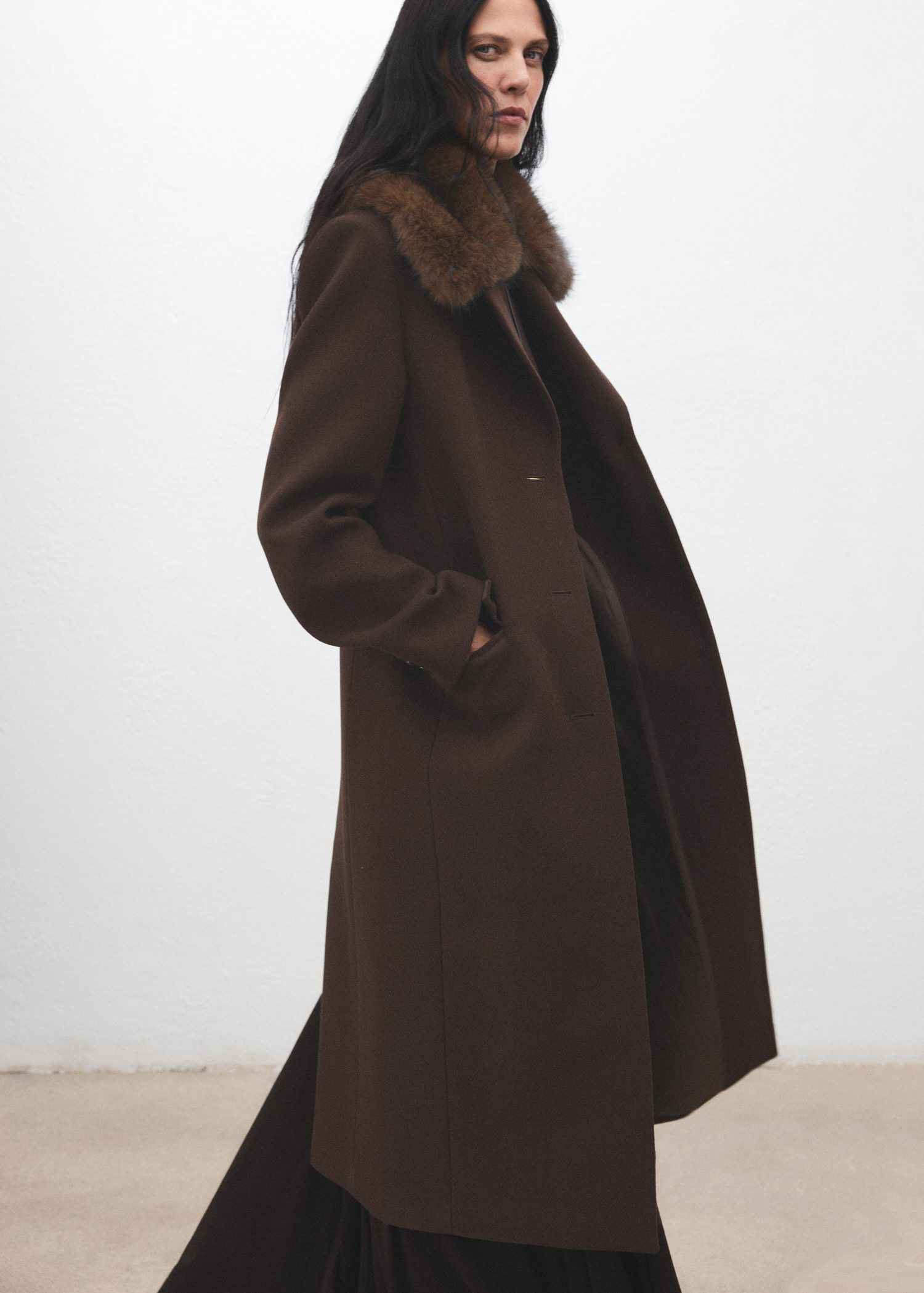 Wool coat with fur collar