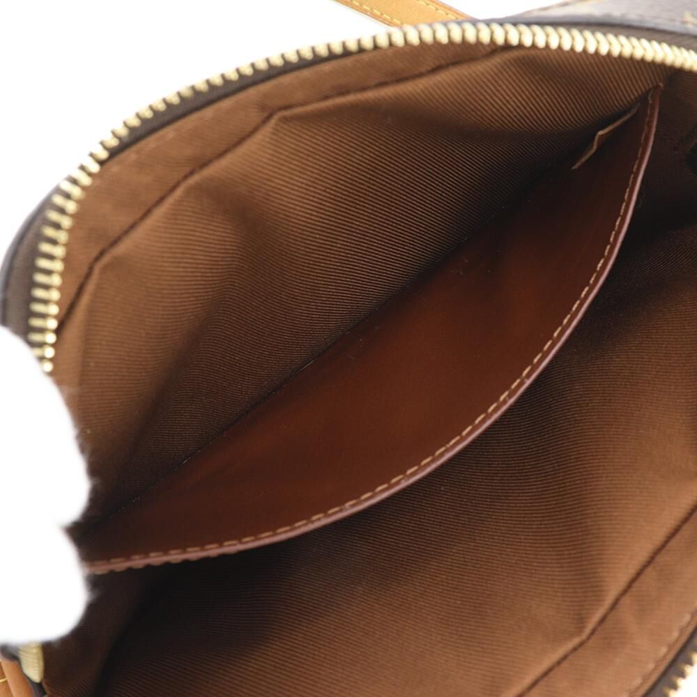 Louis Vuitton Clutch