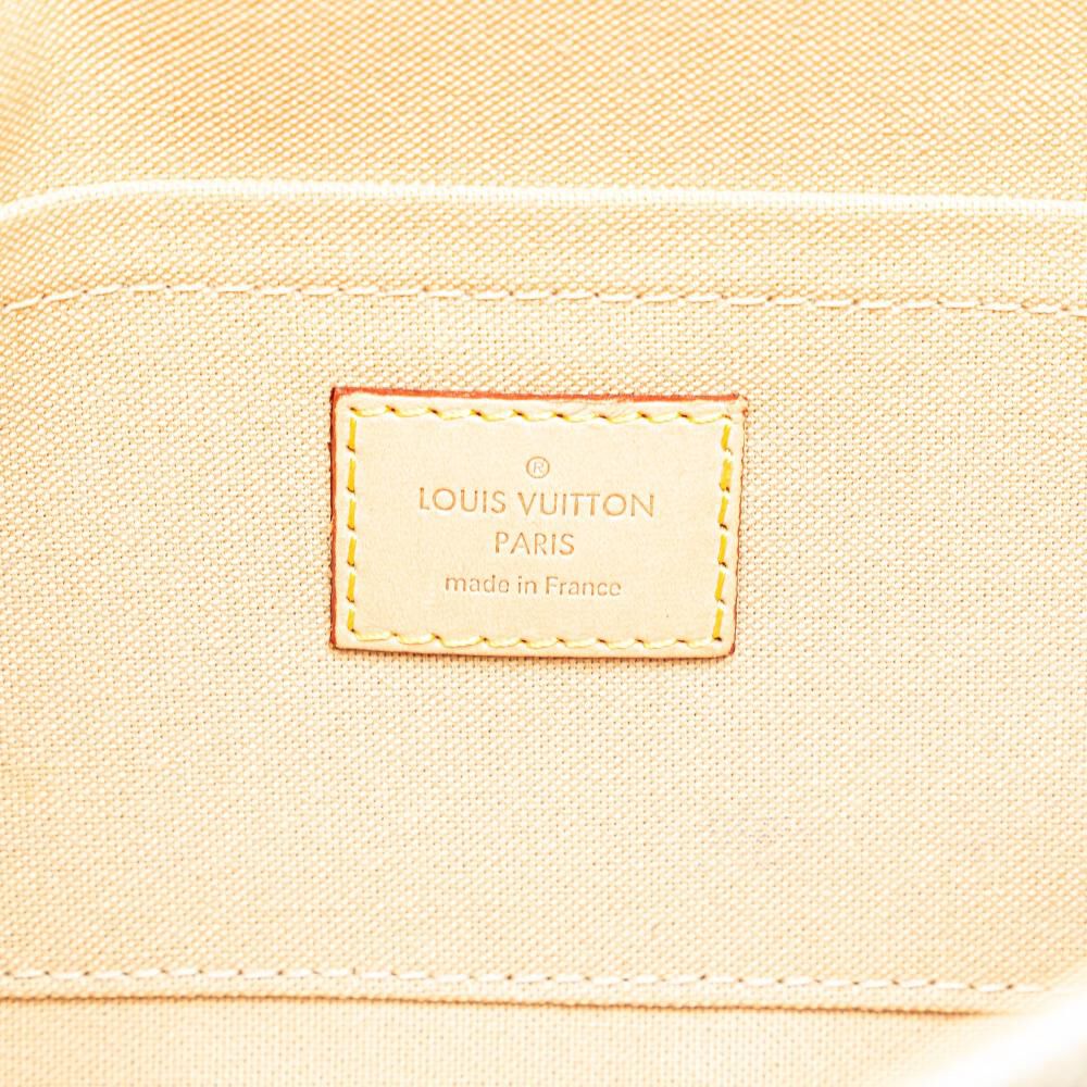 Louis Vuitton Favorite